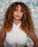 Curly Hair Highlights for Defined, Bouncy, and Glossy Results