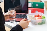 How to Stay Healthy in the Workplace